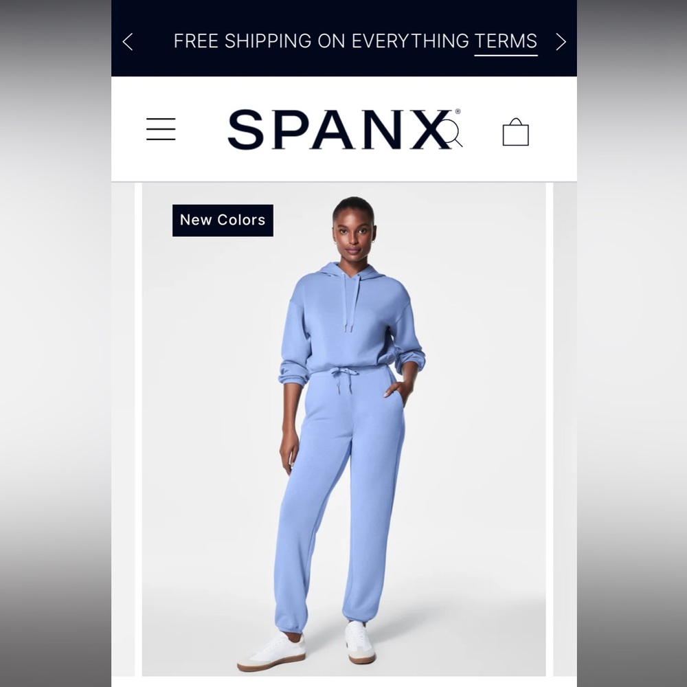 - SPANX Air Essentials Set XS